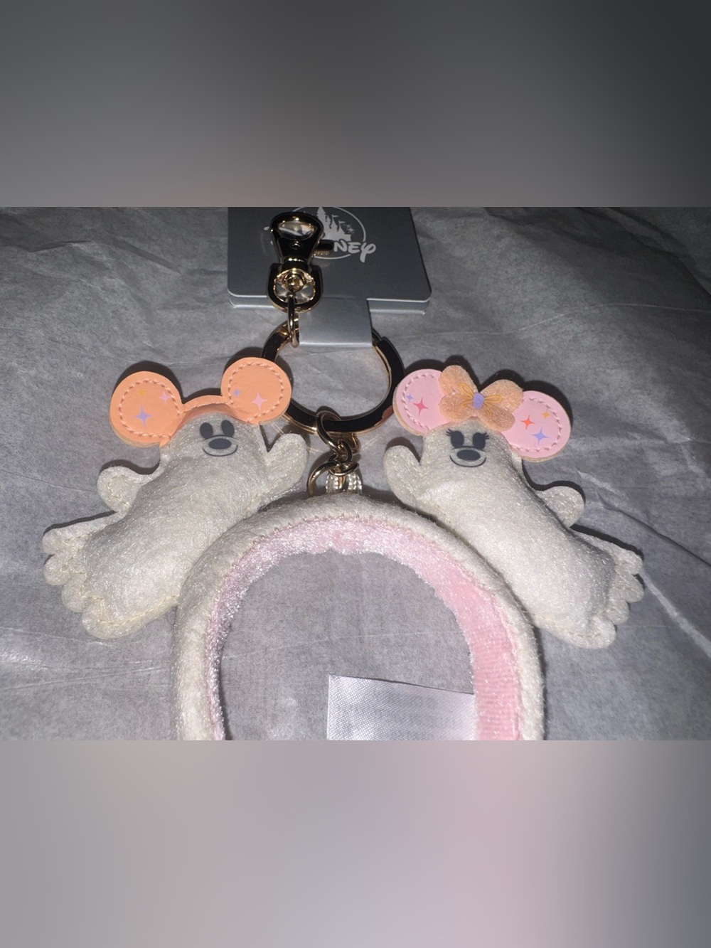 Disney WDW 2026 Pastel Halloween Mickey & Minnie Ghost Ear Headband Keychain NWT - Picture 2 of 4